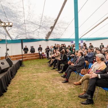 Publico viendo la presentación