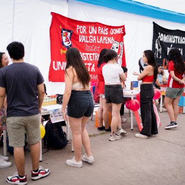 Puesto de distintas carreras universitarias