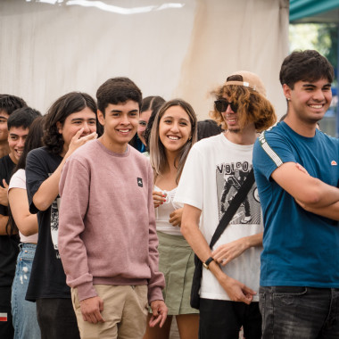 Estudiantes en la bienvenida