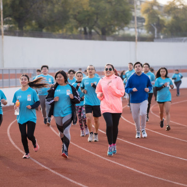 Participantes corriendo