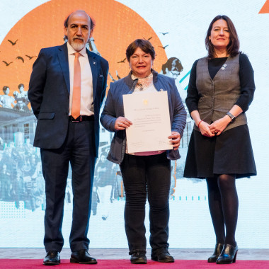 Entrega de premios a quienes han trabajado en la universidad