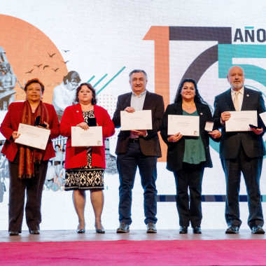 Entrega de premios a quienes han trabajado en la universidad