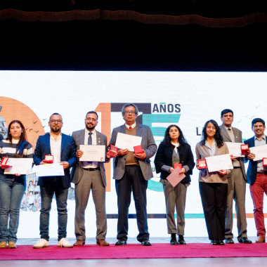 Entrega de premios a quienes han trabajado en la universidad