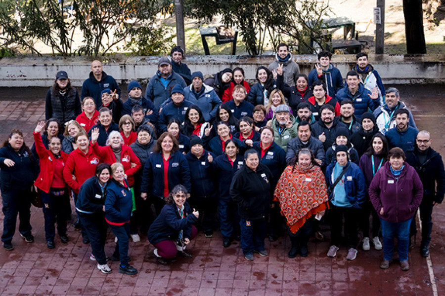 Foto grupal del personal de Campus que asistió a la jornada