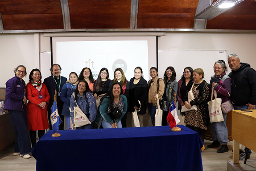 Grupo estudiantes asignatura Juego de Negocios