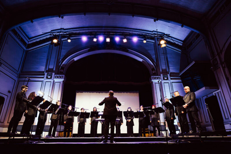 Escenario principal Teatro Aula Magna, Coro Madrigalista Usach