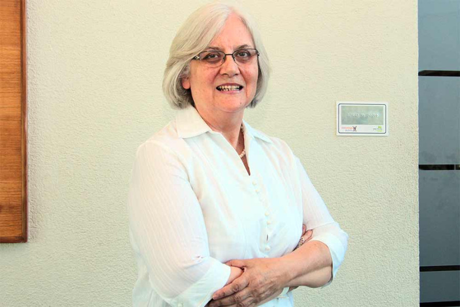  Docente Bárbara Ossandón, académica del Departamento de Físic