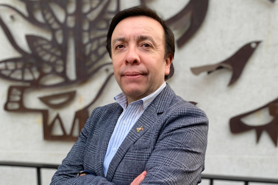 Dr. Julio González Candia, director del Programa de Bachillerato Usach