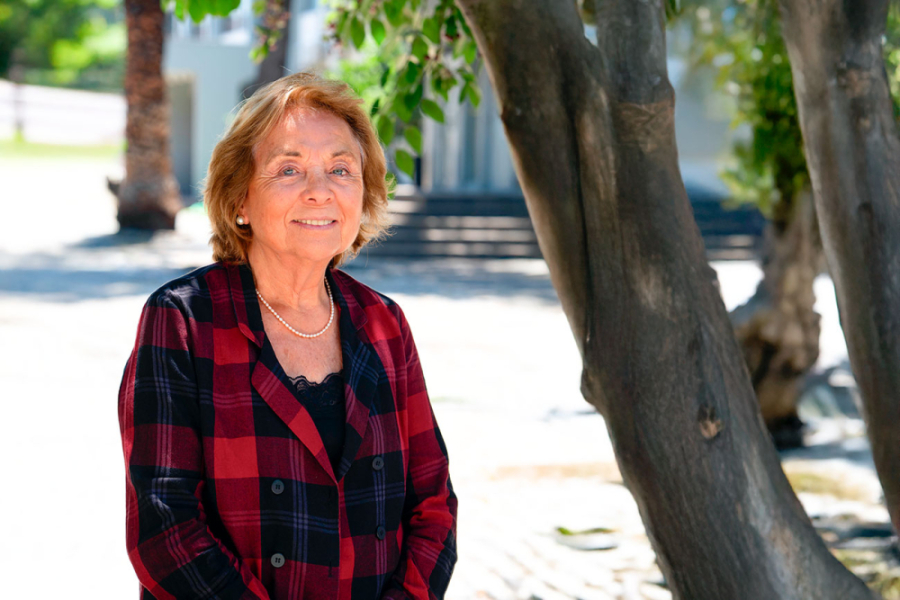 En la imagen aparece la abogada María Angélica Sotomayor 