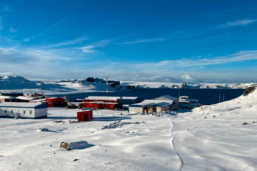 Base científica en la Antártica.